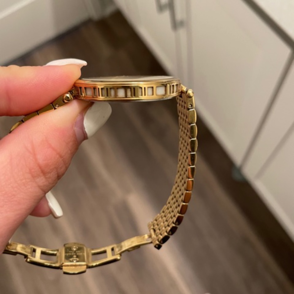 Kate Spade Watch - Picture 9 of 9